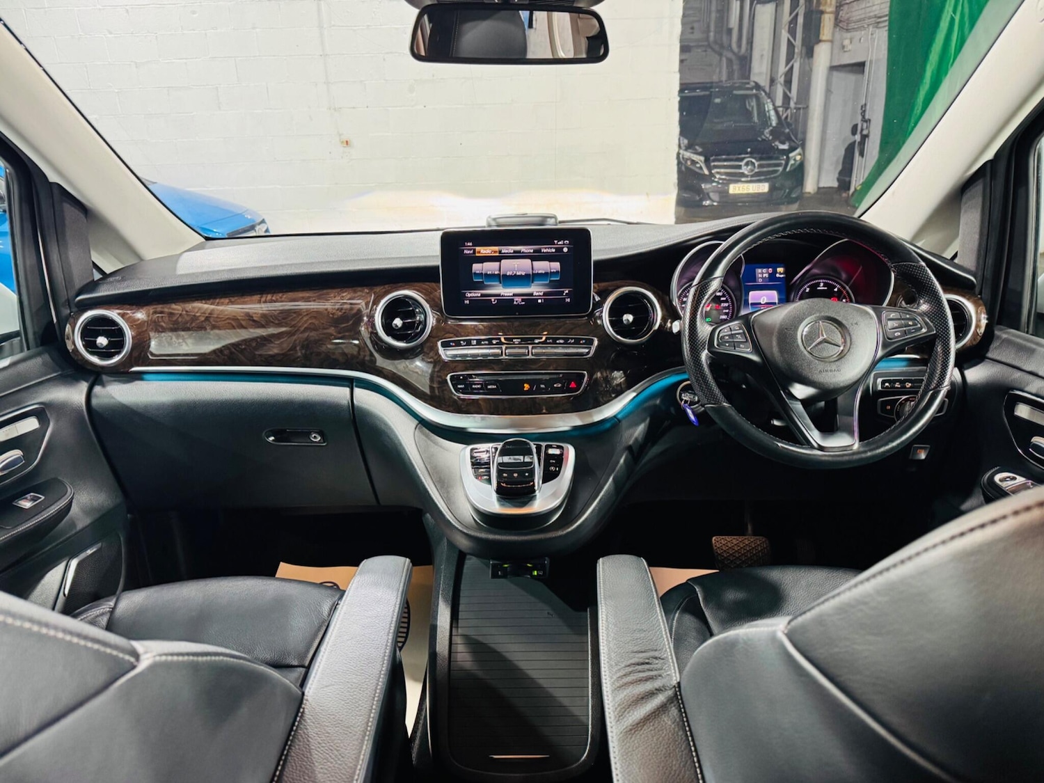 Used Mercedes-Benz V-Class for sale - 76476656: Photo 14