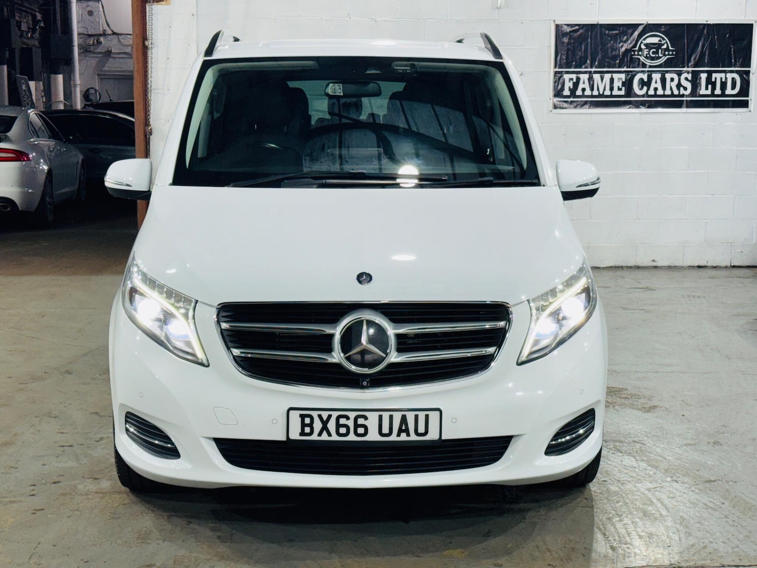 Used Mercedes-Benz V-Class for sale - 76476656: Photo 2