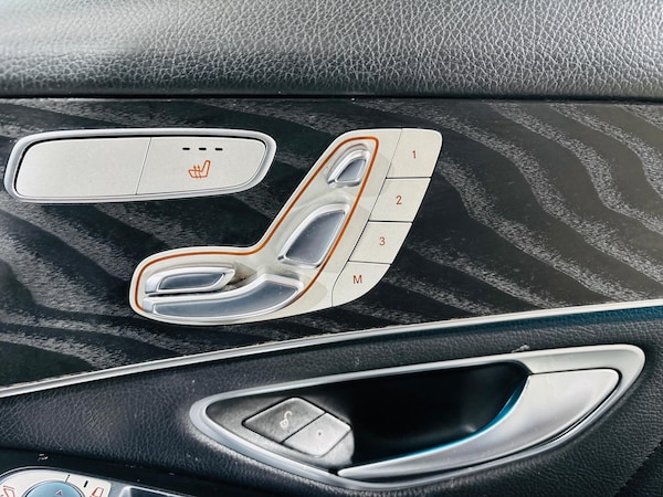 Used Mercedes-Benz GLC 2018 for sale - 76251097: Photo 19