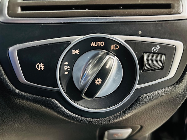 Used Mercedes-Benz GLC 2018 for sale - 76251097: Photo 20