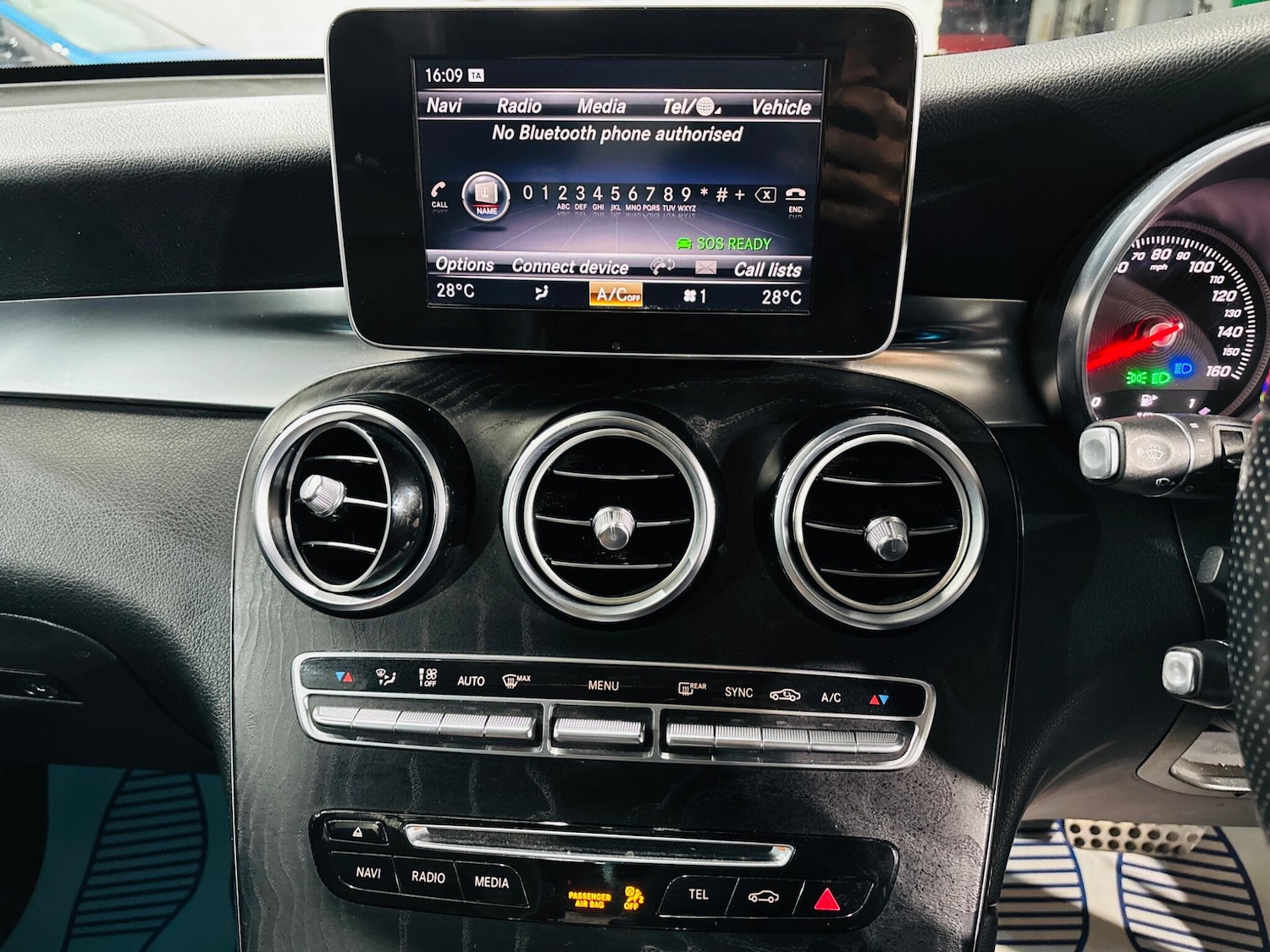 Used Mercedes-Benz GLC 2018 for sale - 76251097: Photo 27