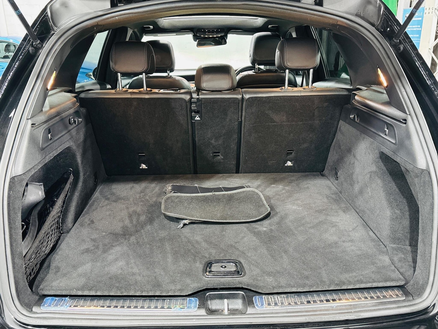 Used Mercedes-Benz GLC 2018 for sale - 76251097: Photo 39