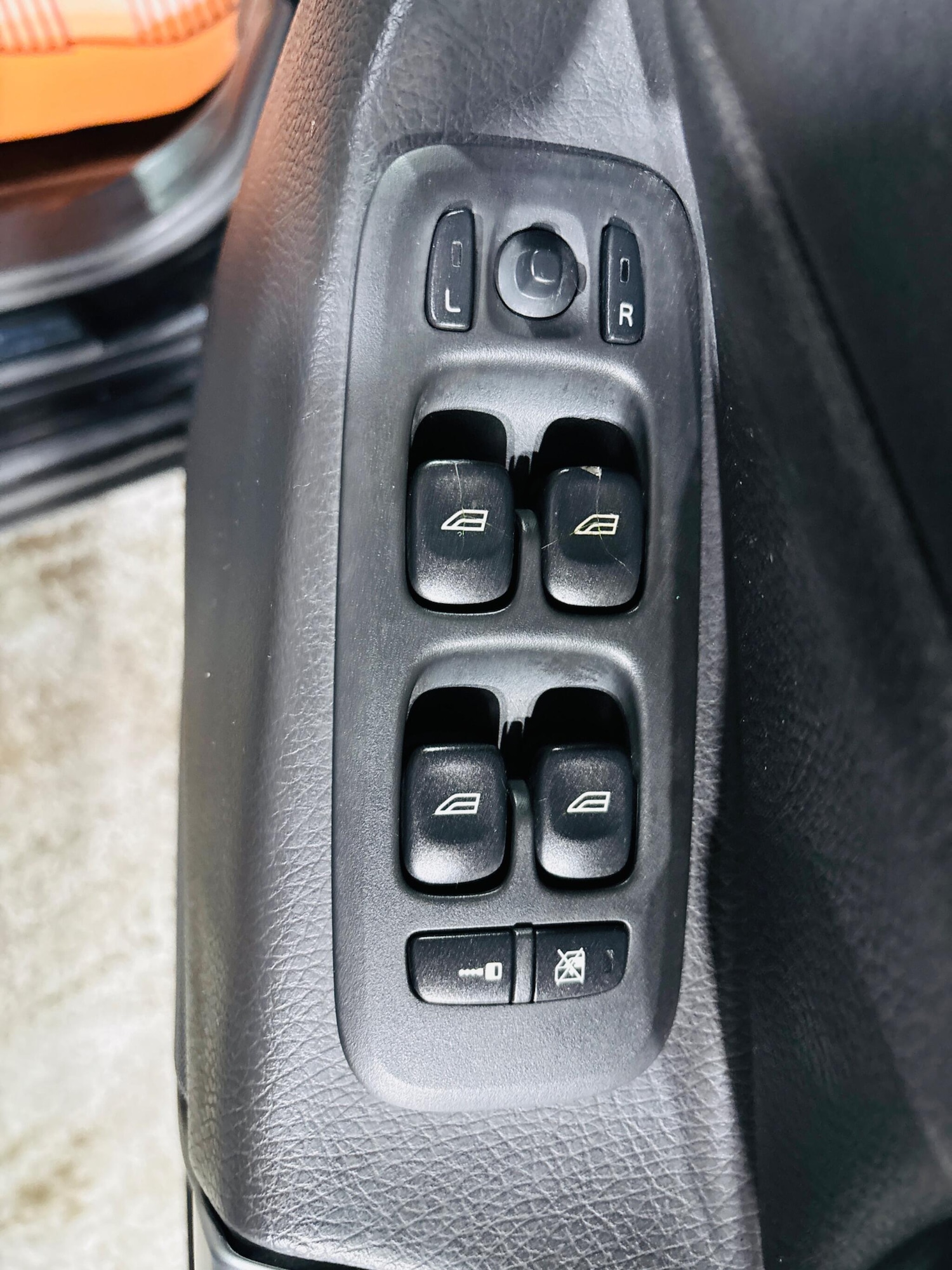 Used Volvo XC90 2006 for sale - 76667340: Photo 18