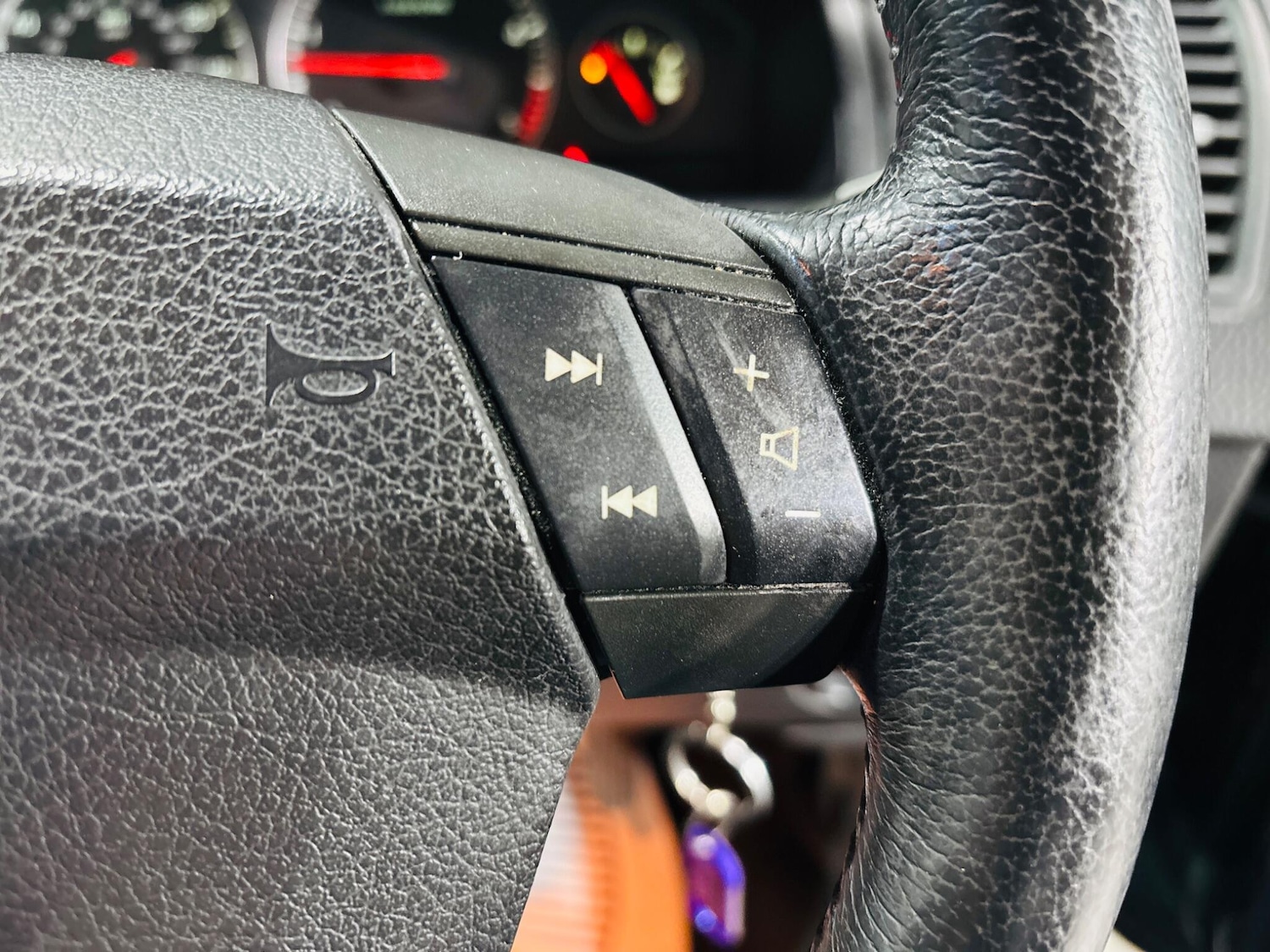 Used Volvo XC90 2006 for sale - 76667340: Photo 21