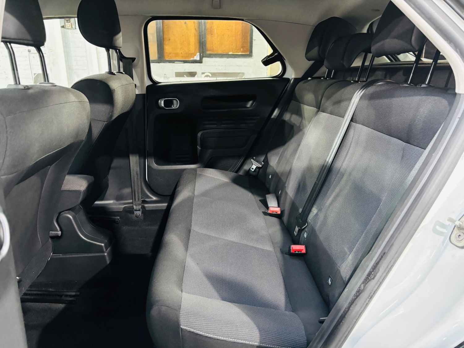 Used Citroen C4 Cactus 2017 for sale - 77441357: Photo 16