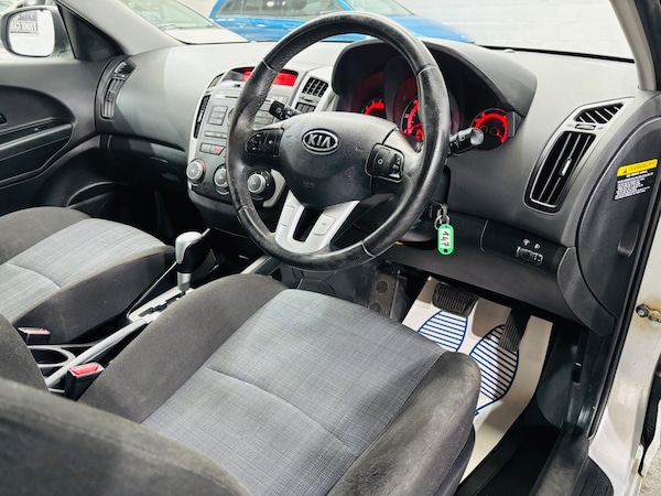 Used Kia Ceed 2010 for sale - 76307546: Photo 10