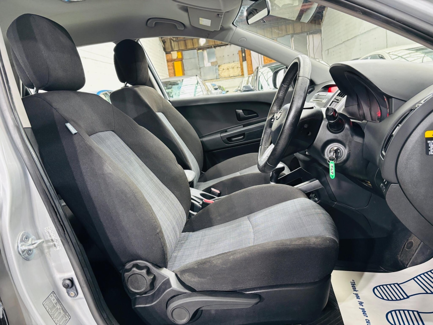 Used Kia Ceed 2010 for sale - 76307546: Photo 13