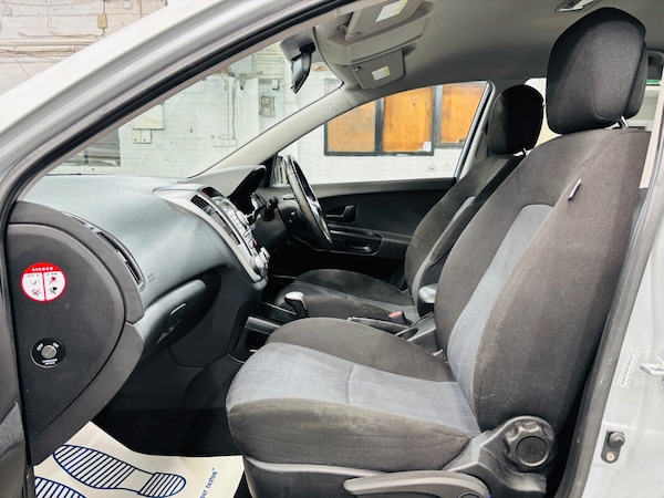 Used Kia Ceed 2010 for sale - 76307546: Photo 15