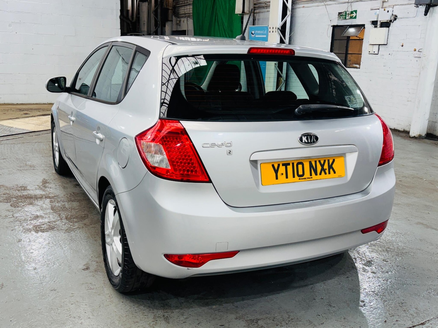 Used Kia Ceed 2010 for sale - 76307546: Photo 7