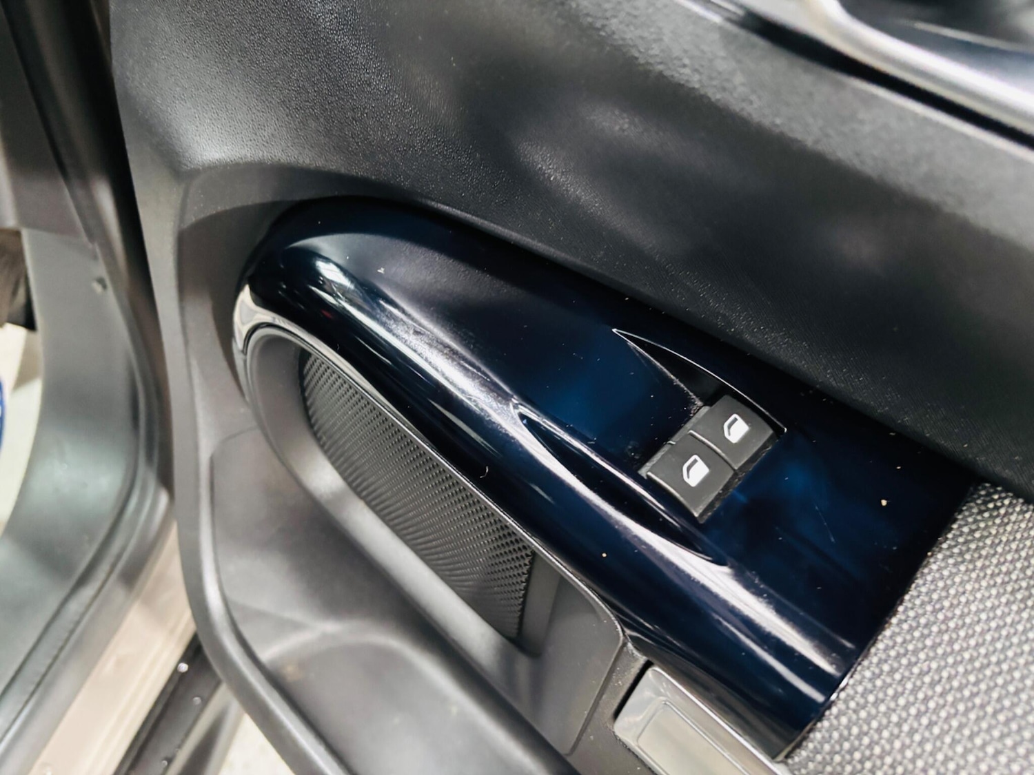 Used Citroen C4 Cactus 2015 for sale - 78058532: Photo 25