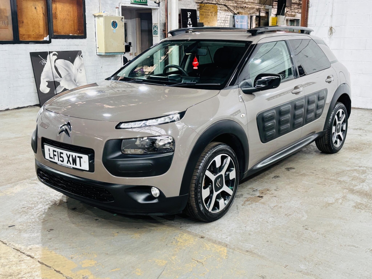 Used Citroen C4 Cactus 2015 for sale - 78058532: Photo 4