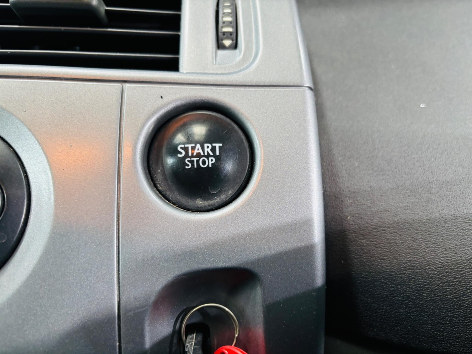 Used Renault Scenic 2008 for sale - 76996571: Photo 19