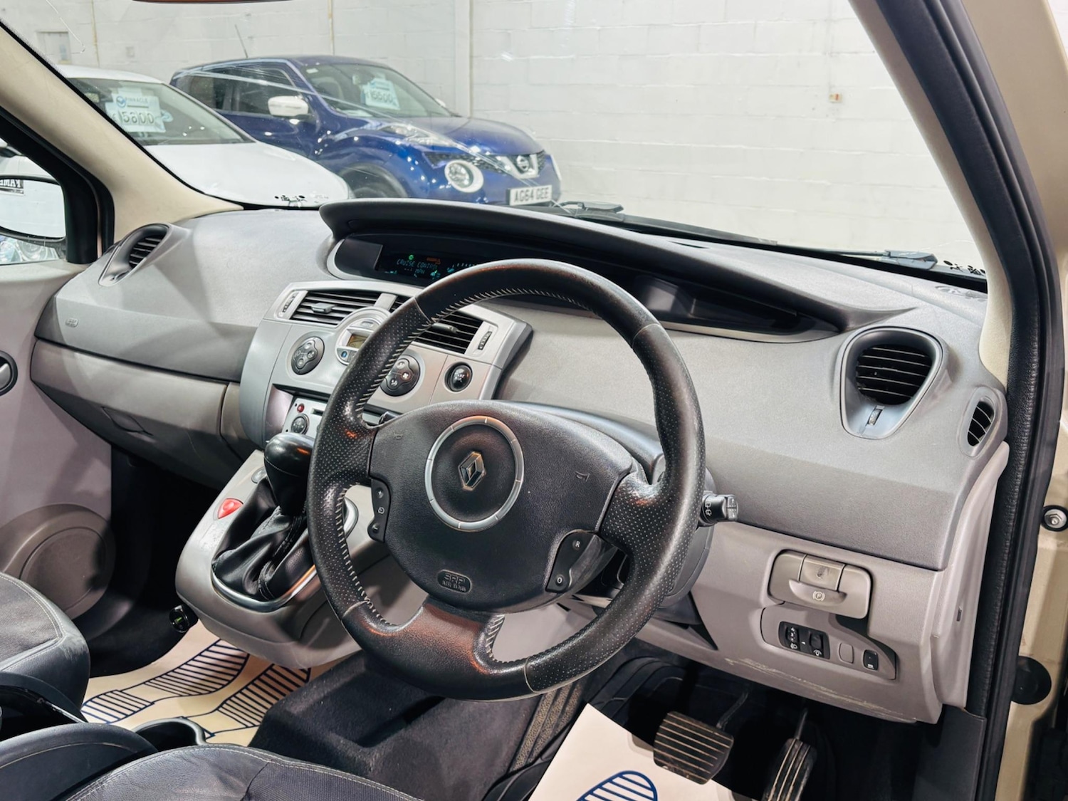 Used Renault Scenic 2008 for sale - 76996571: Photo 9