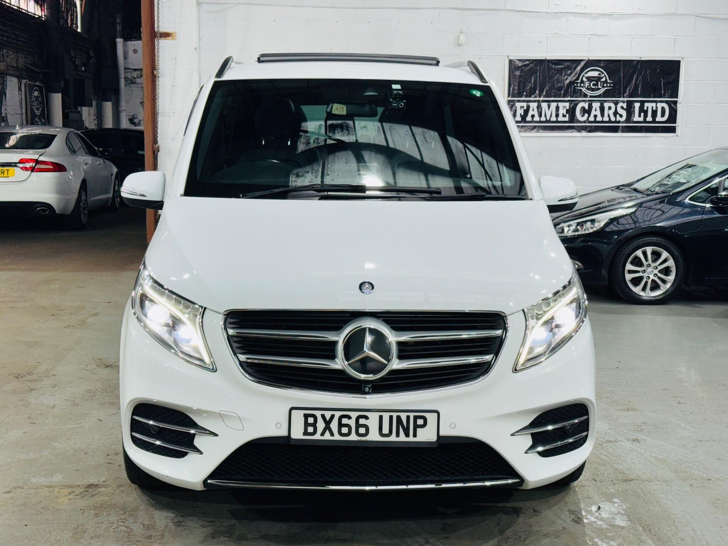 Used Mercedes-Benz V-Class for sale - 77586802: Photo 2