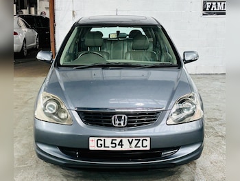 Used Honda Civic 2005 for sale - 76964607: Photo