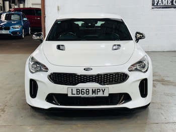 Used Kia Stinger 2019 for sale - 76993211: Photo