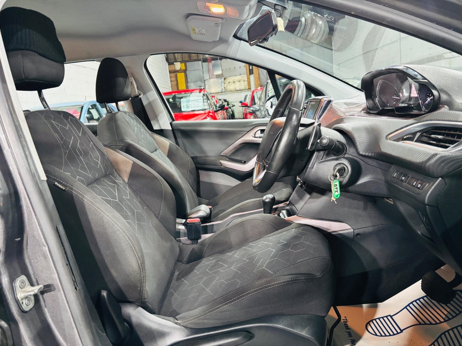 Used Peugeot 2008 2014 for sale - 76667265: Photo 13