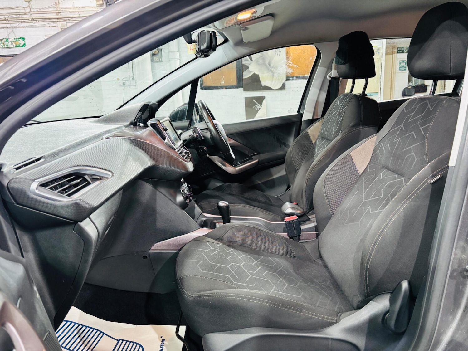 Used Peugeot 2008 2014 for sale - 76667265: Photo 15