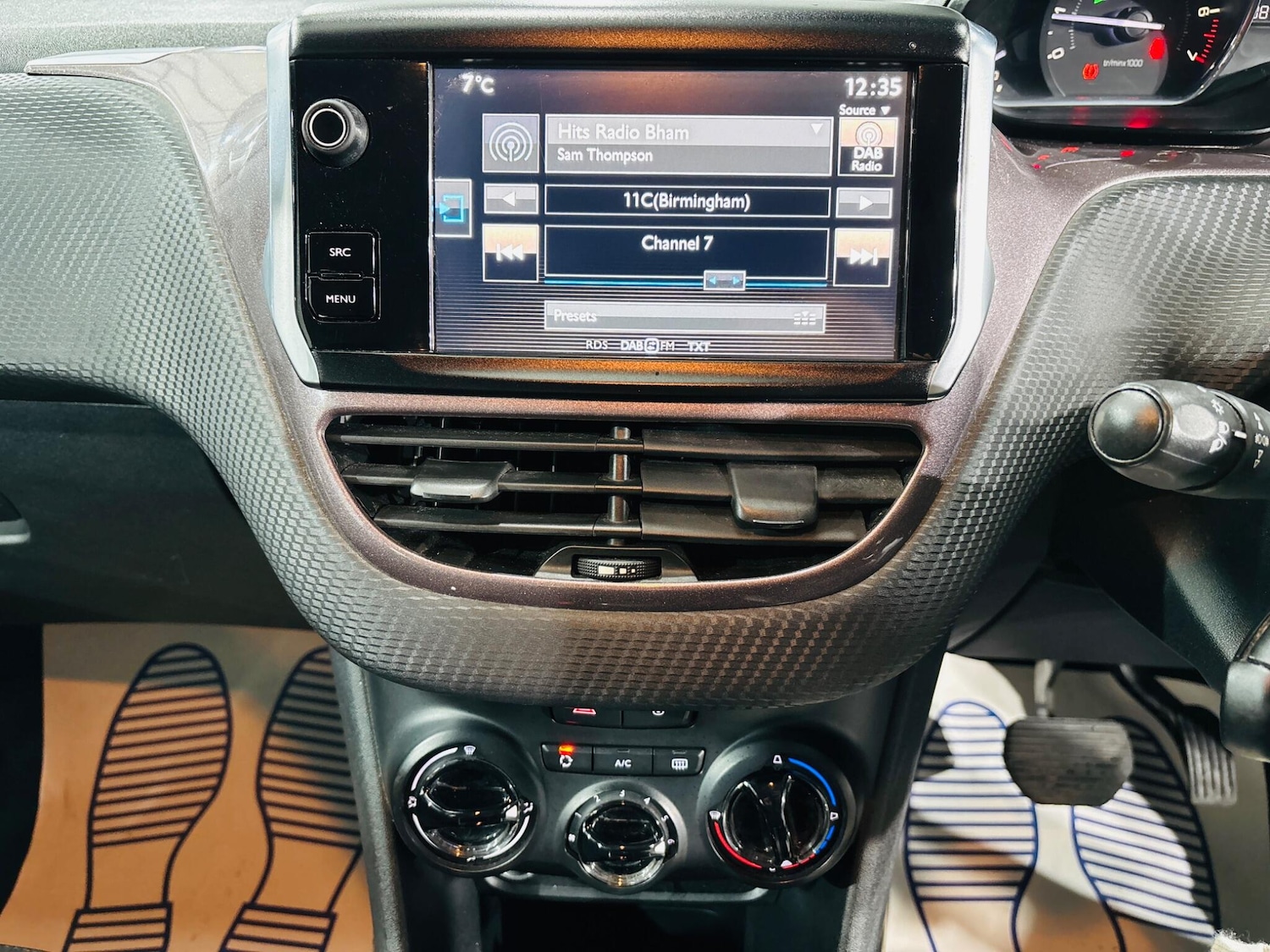 Used Peugeot 2008 2014 for sale - 76667265: Photo 22