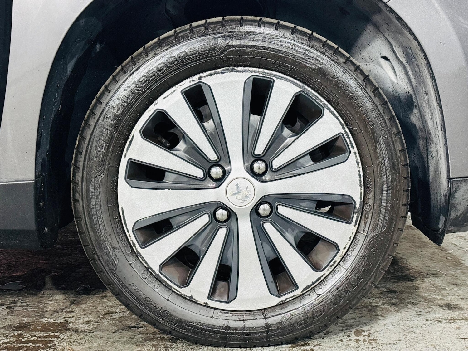 Used Peugeot 2008 2014 for sale - 76667265: Photo 26