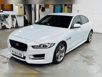 Used Jaguar XE 2015 for sale - 79472229: Photo