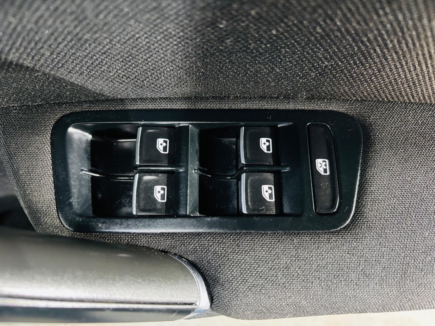 Used Volkswagen Golf 2016 for sale - 76377430: Photo 17