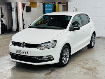 Used Volkswagen Polo 2015 for sale - 79212795: Photo
