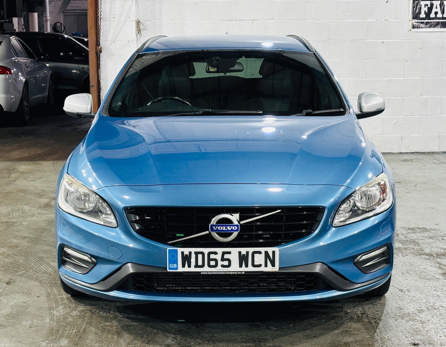 Used Volvo V60 for sale - 77657955: Photo 2
