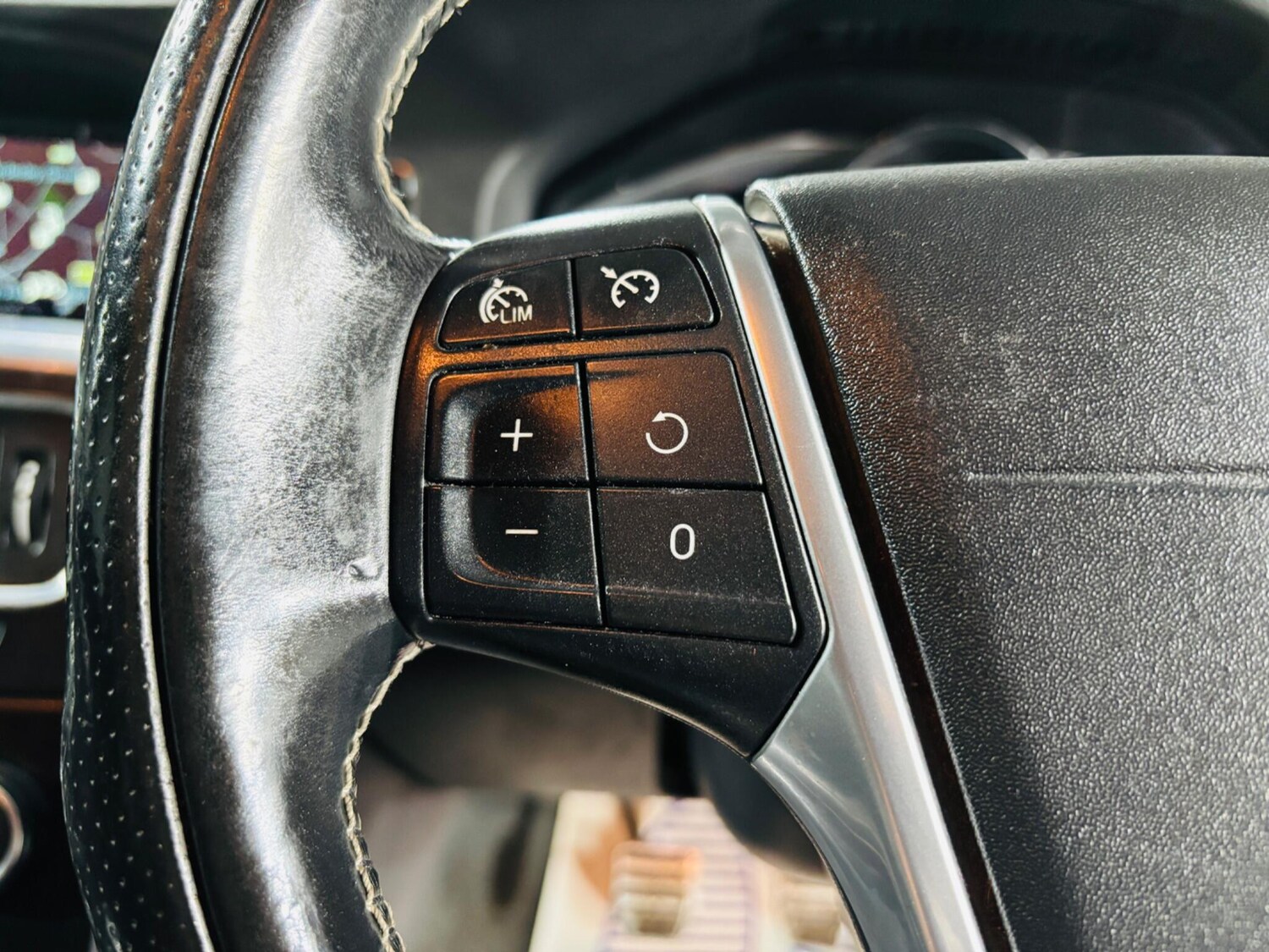 Used Volvo V60 for sale - 77657955: Photo 21