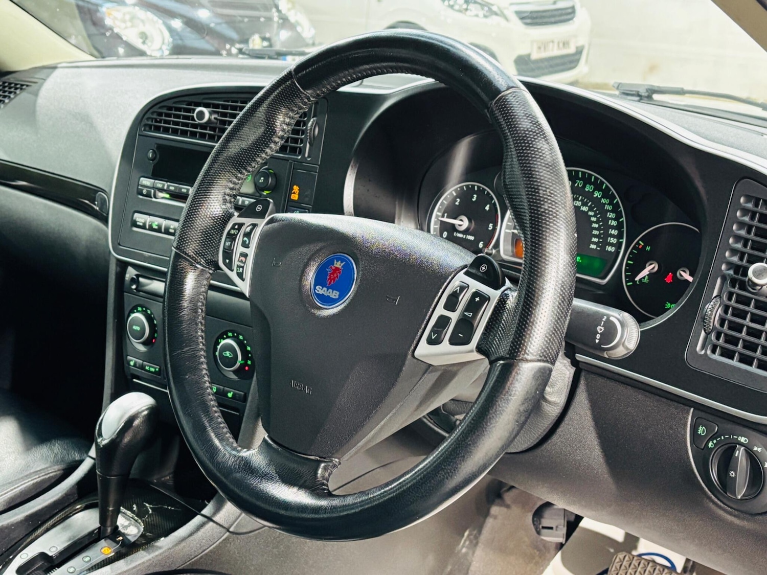 Used Saab 9-3 2010 for sale - 77098034: Photo 11