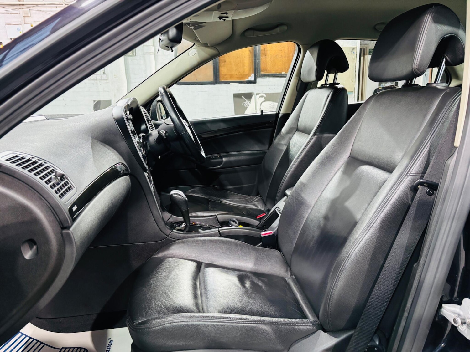 Used Saab 9-3 2010 for sale - 77098034: Photo 15