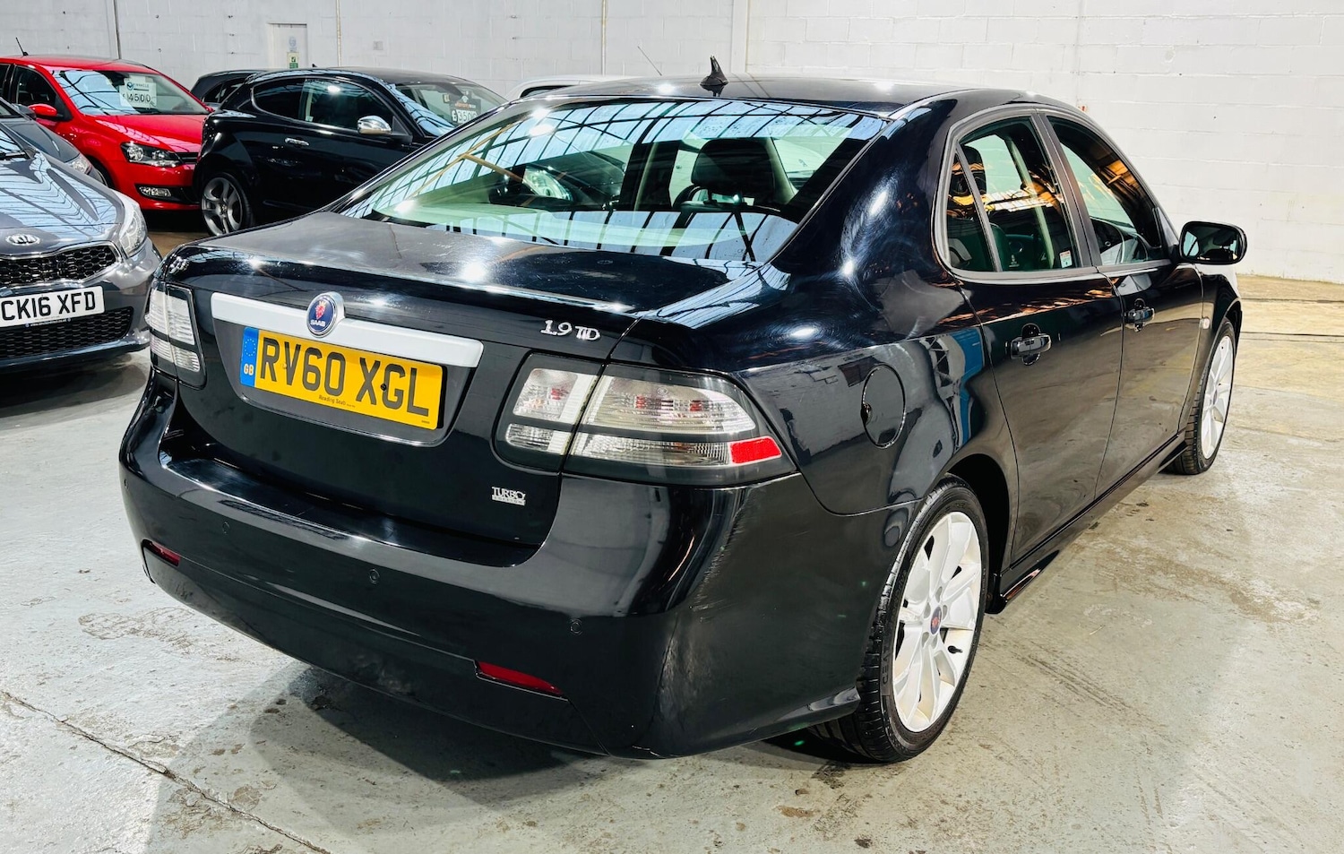 Used Saab 9-3 2010 for sale - 77098034: Photo 5