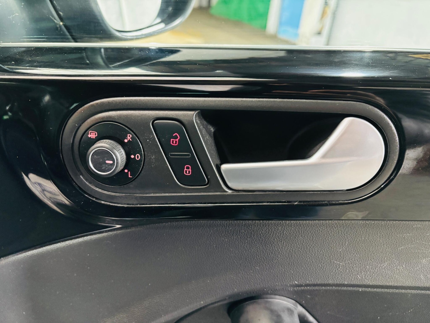 Used Volkswagen Beetle 2016 for sale - 76377849: Photo 18