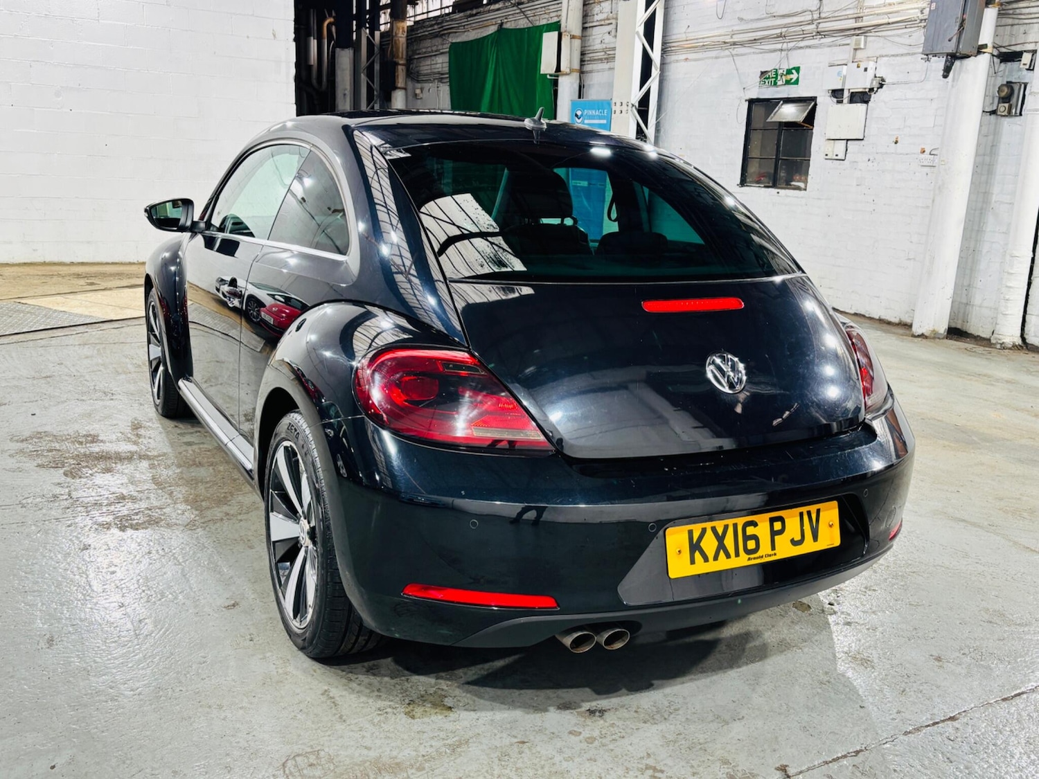 Used Volkswagen Beetle 2016 for sale - 76377849: Photo 7