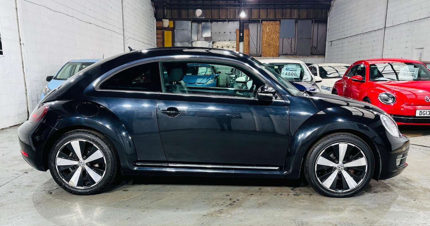 Used Volkswagen Beetle 2016 for sale - 76377849: Photo 8