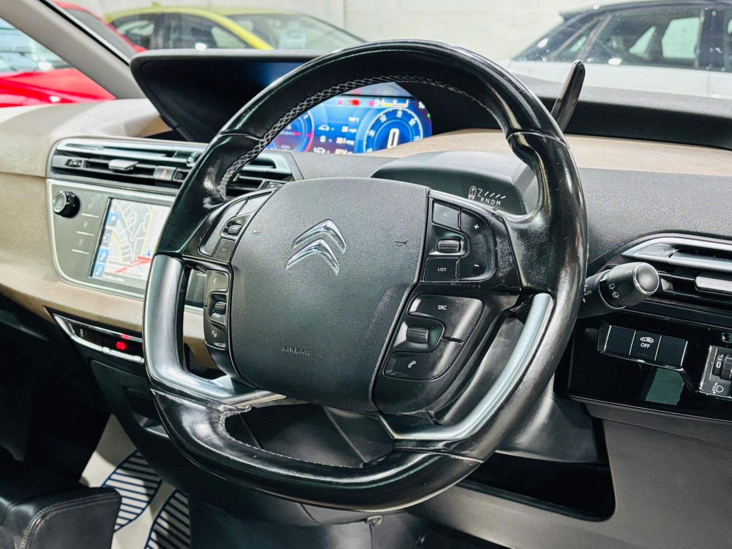 Used Citroen C4 Grand Picasso 2015 for sale - 76441001: Photo 10