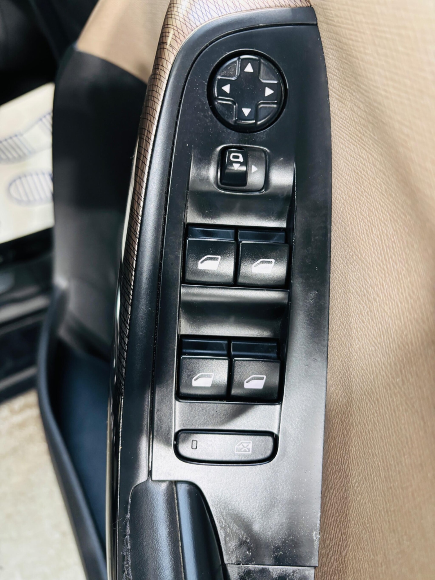 Used Citroen C4 Grand Picasso 2015 for sale - 76441001: Photo 17