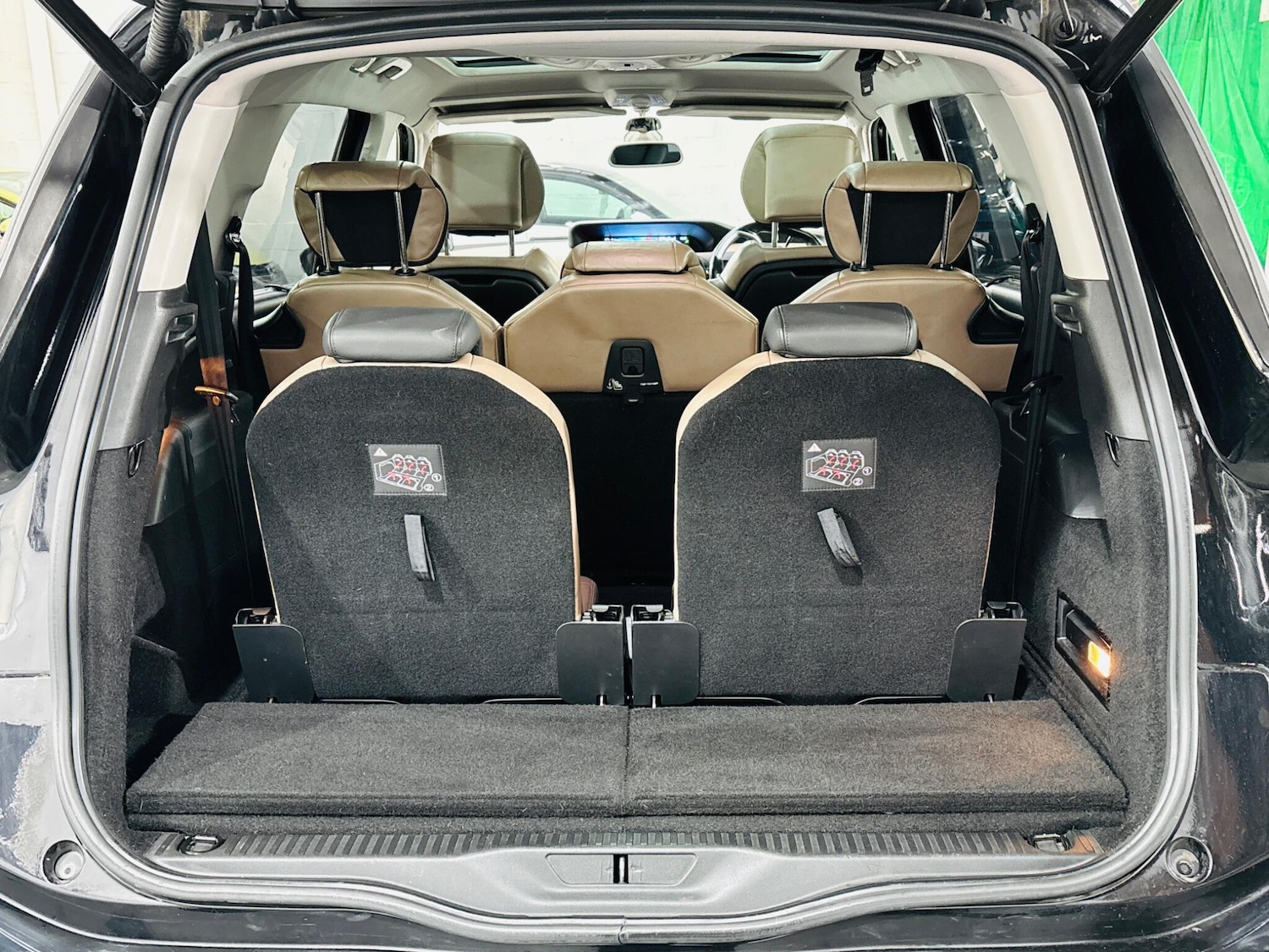 Used Citroen C4 Grand Picasso 2015 for sale - 76441001: Photo 35