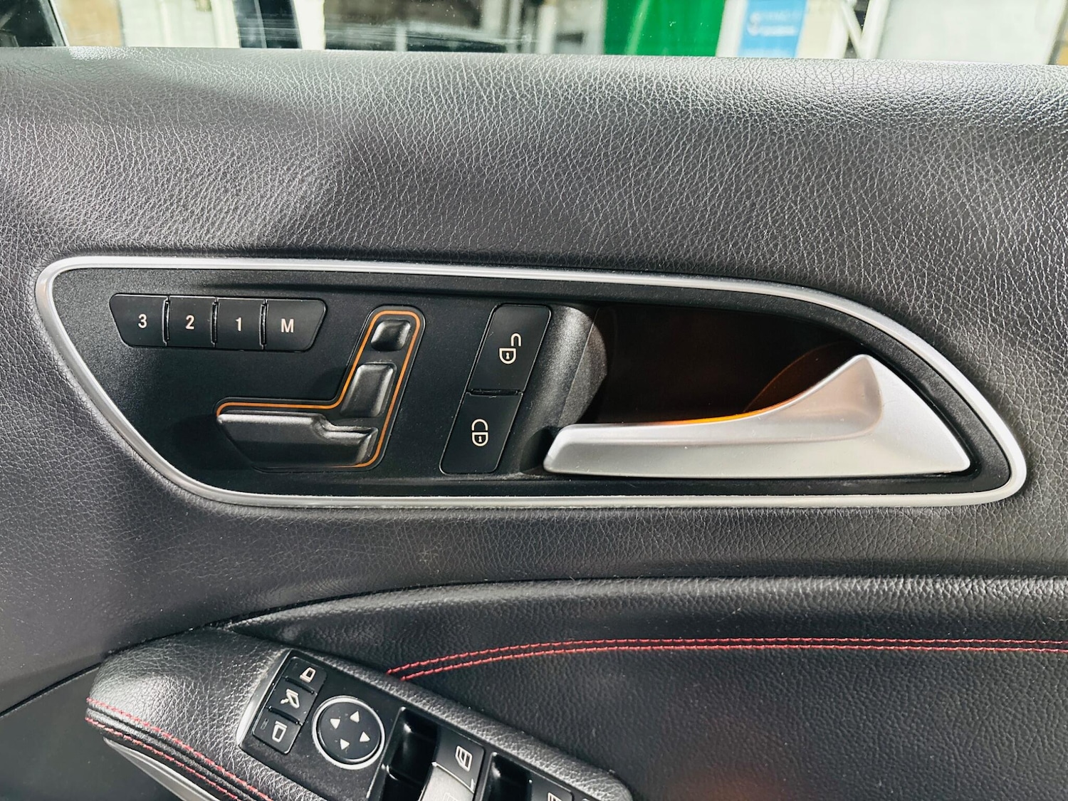 Used Mercedes-Benz GLA 2015 for sale - 76584265: Photo 18