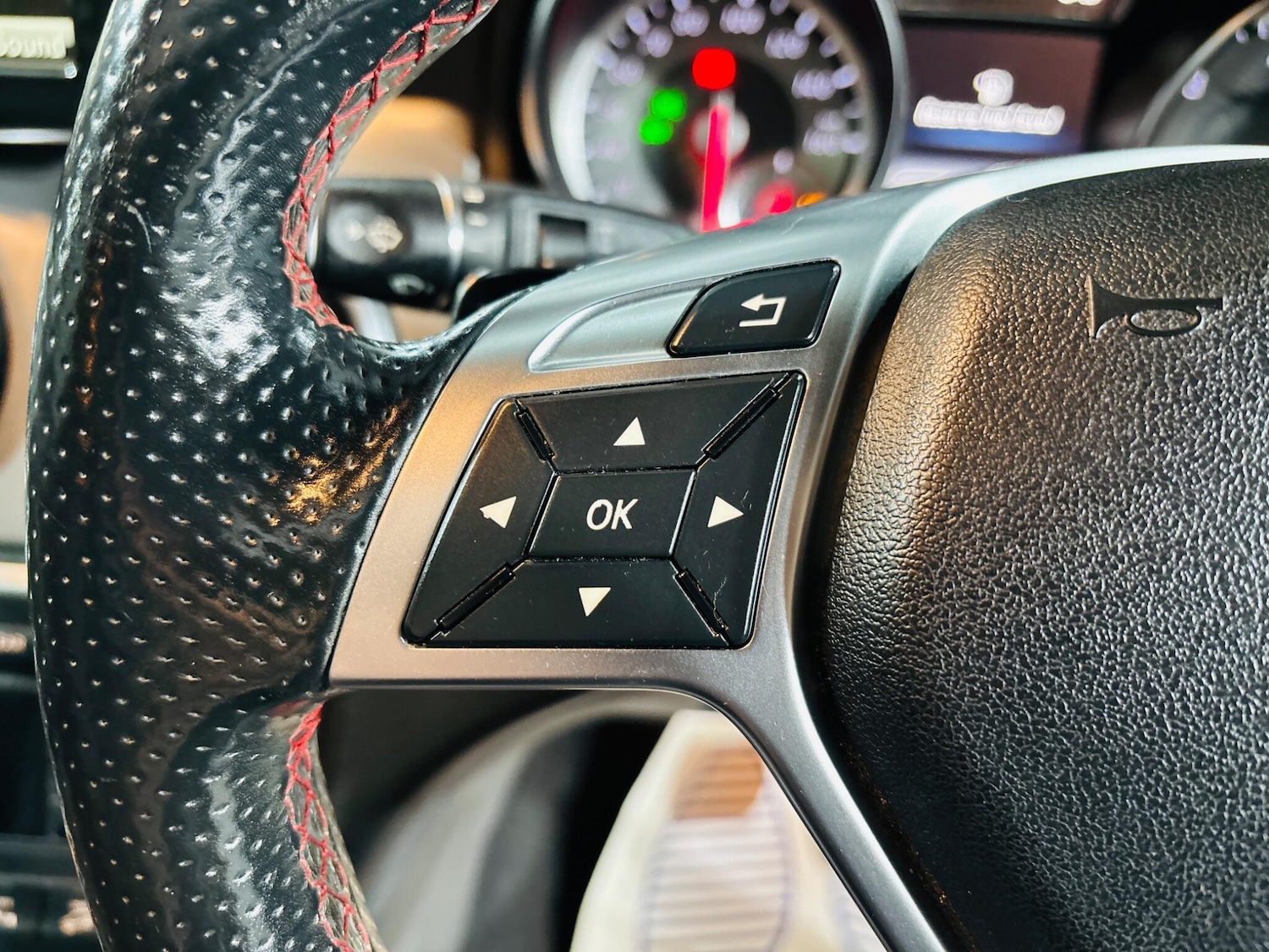 Used Mercedes-Benz GLA 2015 for sale - 76584265: Photo 22