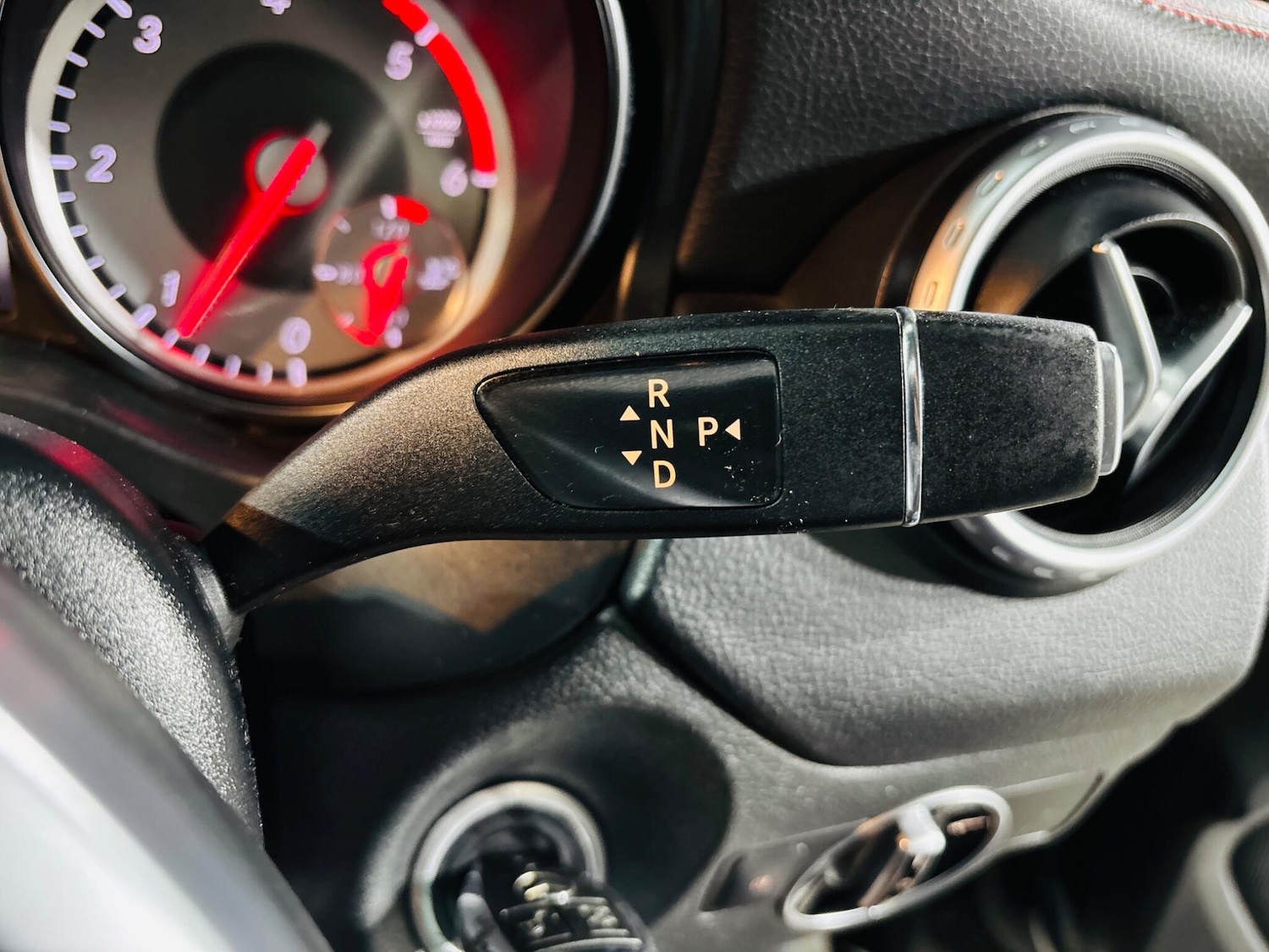 Used Mercedes-Benz GLA 2015 for sale - 76584265: Photo 23