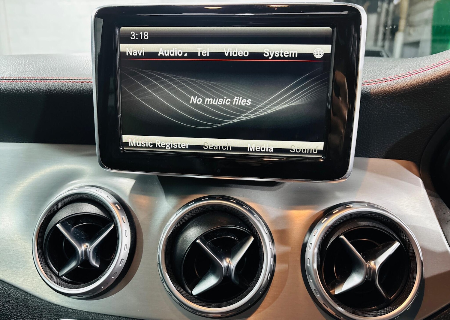 Used Mercedes-Benz GLA 2015 for sale - 76584265: Photo 25