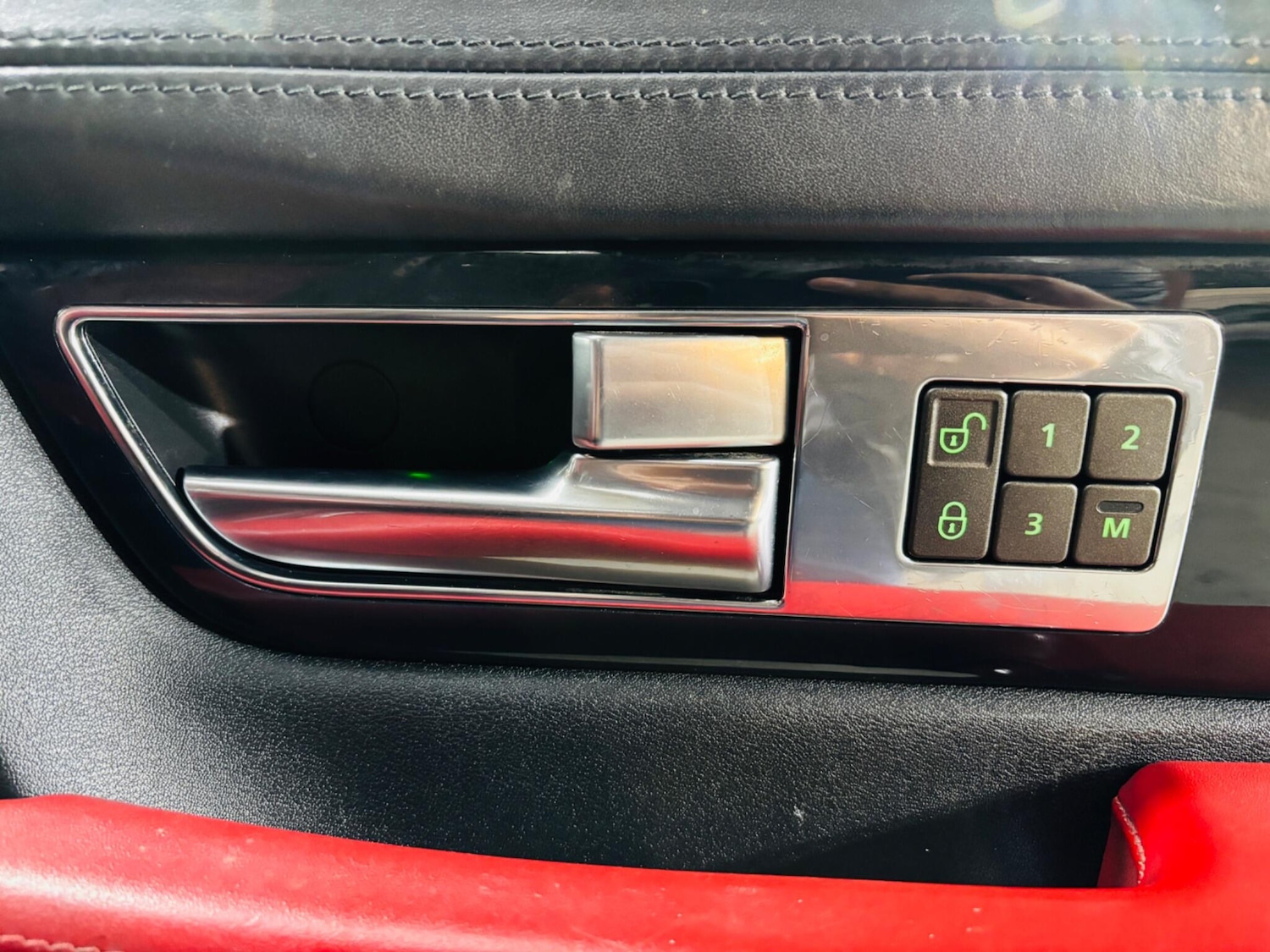 Used Land Rover Range Rover Sport for sale - 76992325: Photo 17