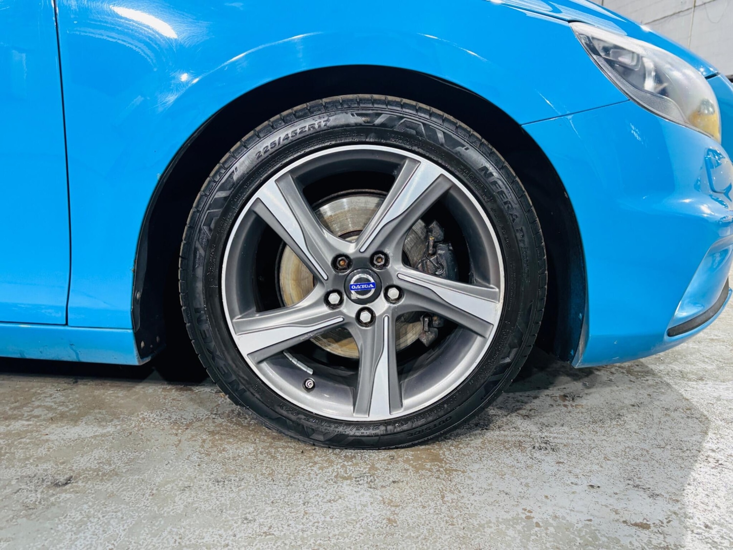 Used Volvo V40 for sale - 78136159: Photo 17