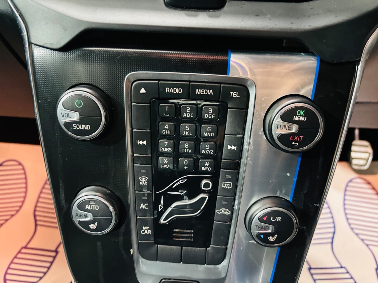 Used Volvo V40 for sale - 78136159: Photo 21