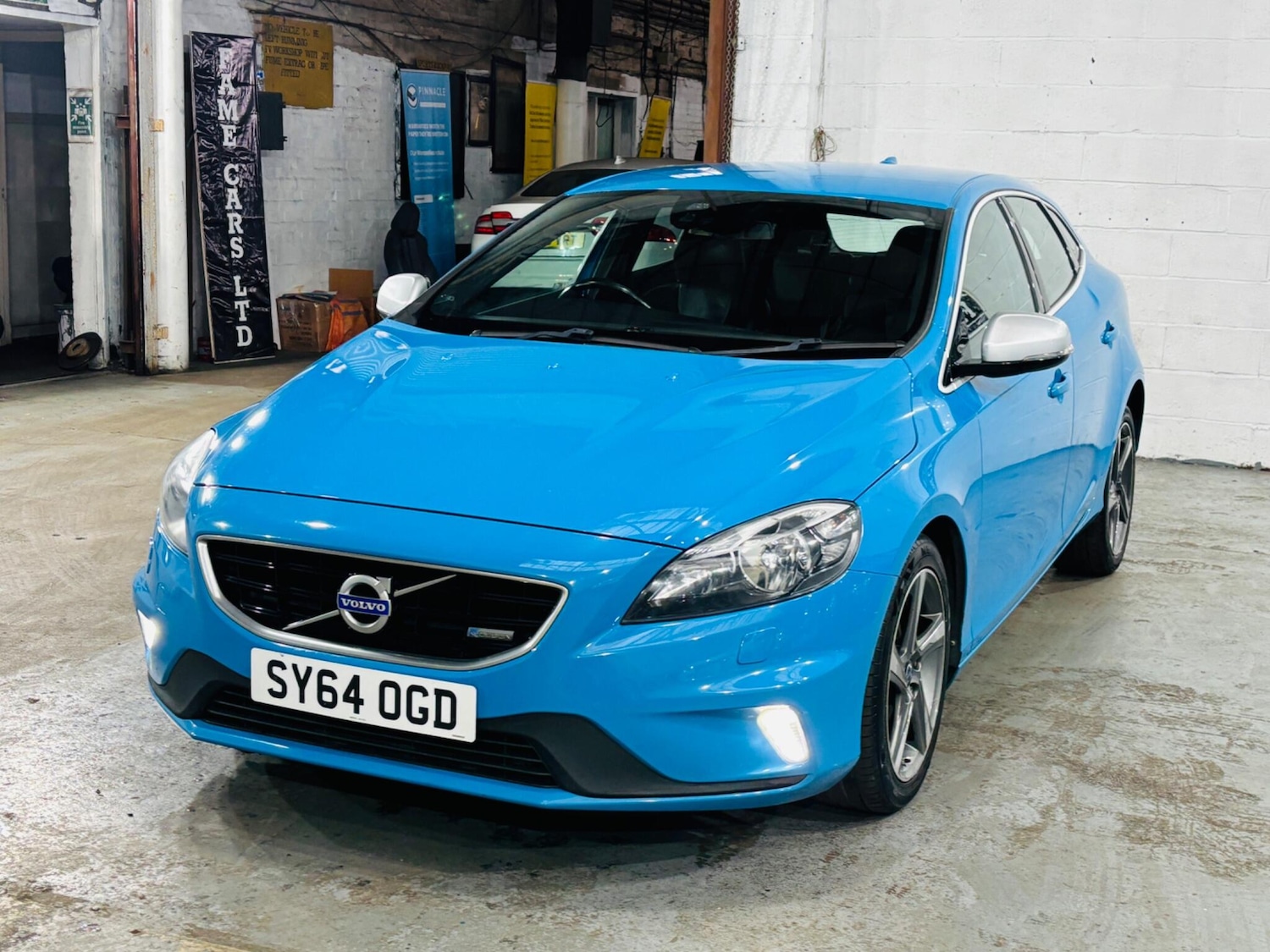 Used Volvo V40 for sale - 78136159: Photo 4