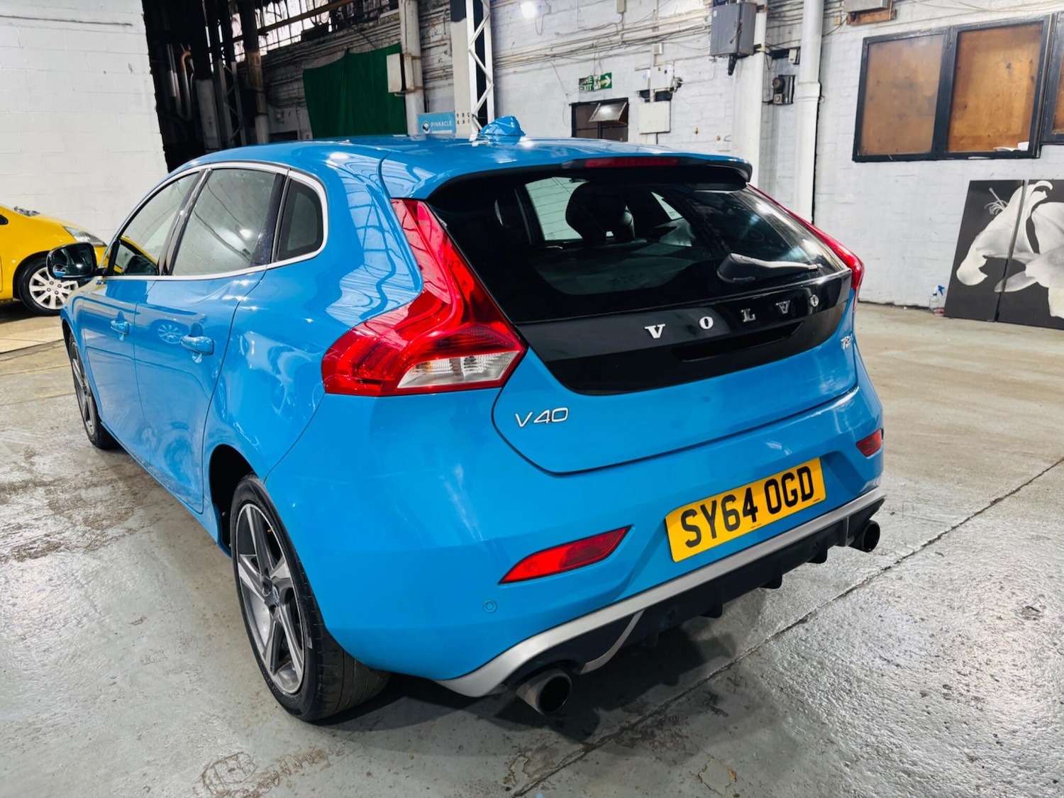 Used Volvo V40 for sale - 78136159: Photo 7