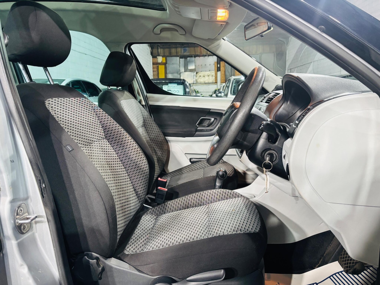 Used Skoda Roomster 2010 for sale - 77040200: Photo 13