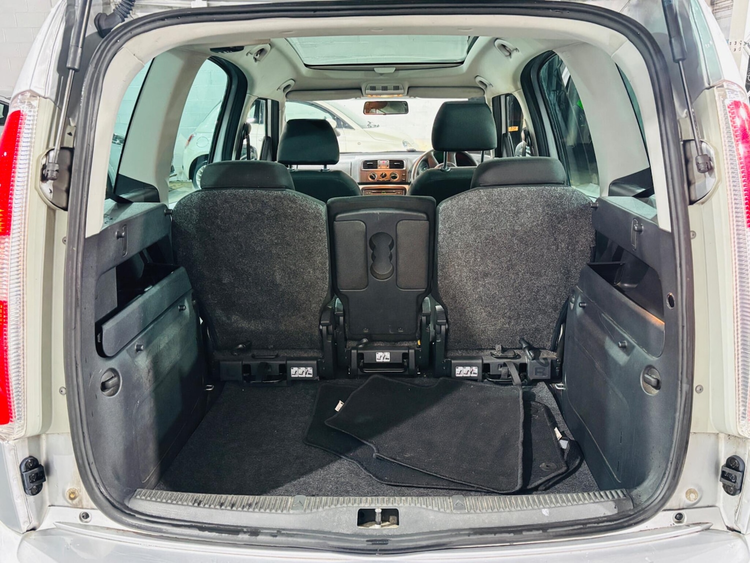 Used Skoda Roomster 2010 for sale - 77040200: Photo 26