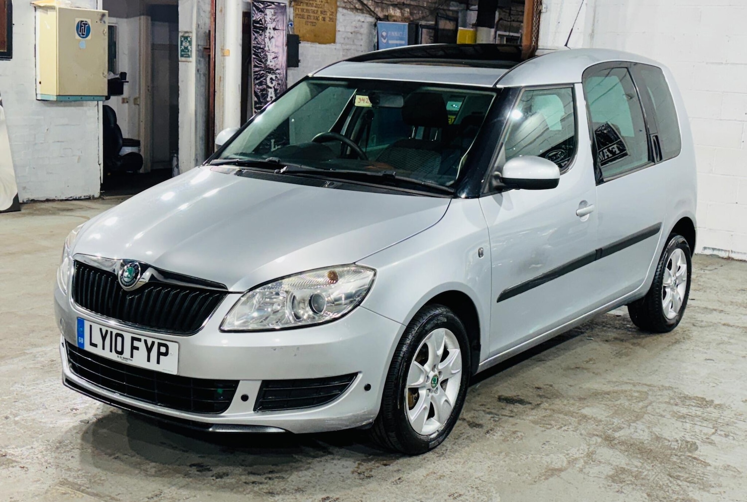 Used Skoda Roomster 2010 for sale - 77040200: Photo 4